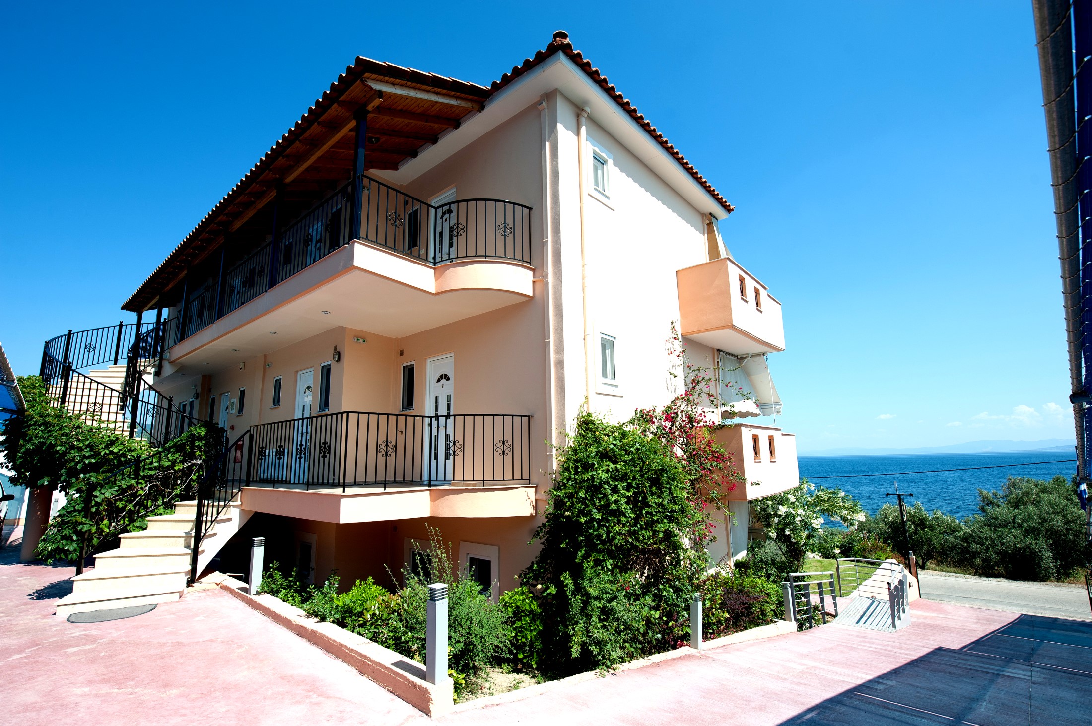 Effies House Aidipsos 28