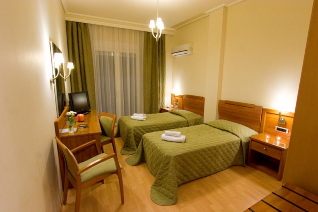 Hotel Lito Edipsos 13
