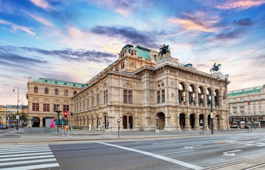 Ekdromi Vienna 02
