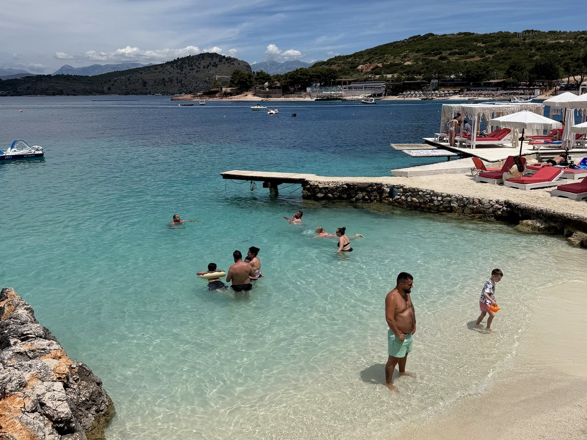 Εξαμίλια Αλβανίας
